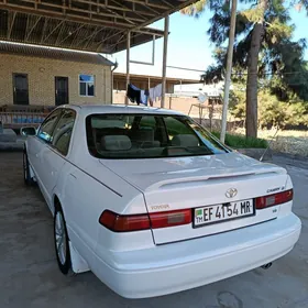 Toyota Camry 1998