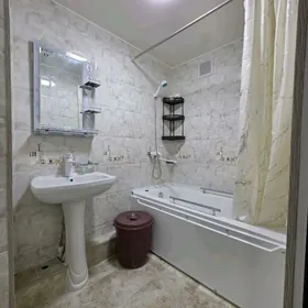 1 nji etaj 2 komnat eksp jaý