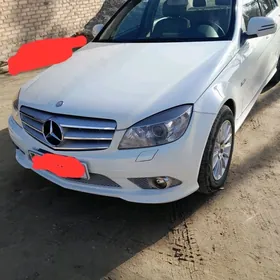 Mercedes-Benz C350 2010