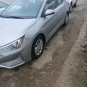 Hyundai Elantra 2020
