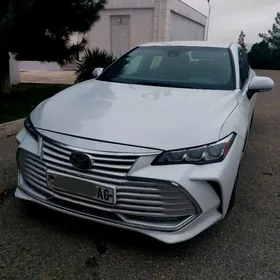 Toyota Avalon 2019