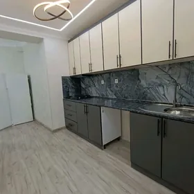 4ком-72м²,2эт.6 мкр!