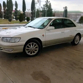 Toyota Camry 2000
