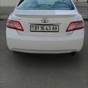 Toyota Camry 2011