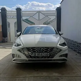 Hyundai Sonata 2021