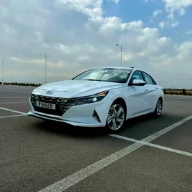 Hyundai Elantra 2021