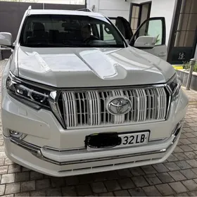 Toyota Land Cruiser Prado 2021