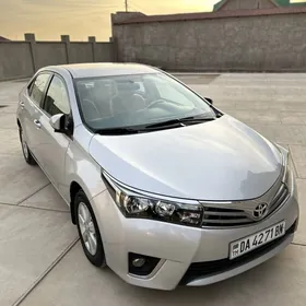 Toyota Camry 2015