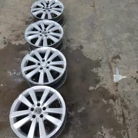 corolla diska 16 lyk