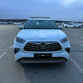 Toyota Highlander 2022