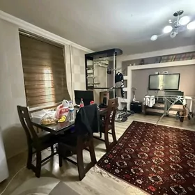 Satlyk eyesinden 1kom