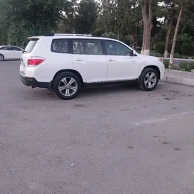 Toyota Highlander 2010