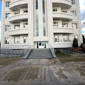 15nji Tapgyr Villa 5komnat