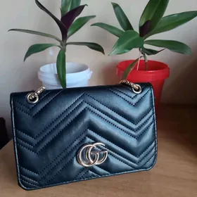 Женская сумочка