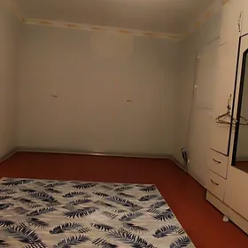 10 mkr gastinka 1 komnat