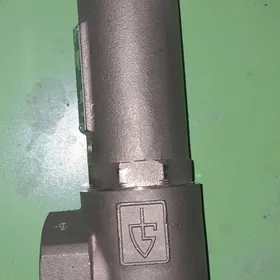 Предохранительный клапан