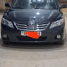 Toyota Camry 2010