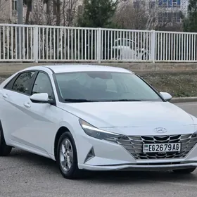 Hyundai Elantra 2021