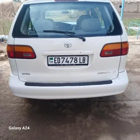 Toyota Sienna 2000