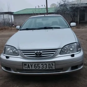 Toyota Avensis 2002