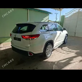 Toyota Highlander 2017