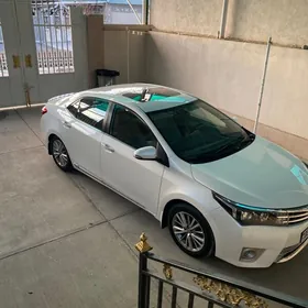 Toyota Corolla 2015