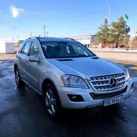 Mercedes-Benz ML350 2010
