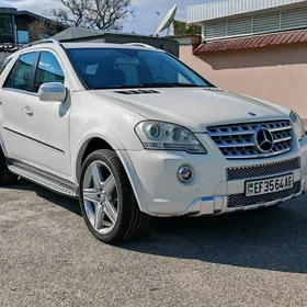 Mercedes-Benz ML350 2010