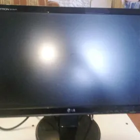 Монитор LG