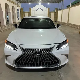 Lexus ES 350 2022