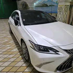 Lexus ES 350 2019