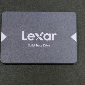 SSD 2.5 LEXAR