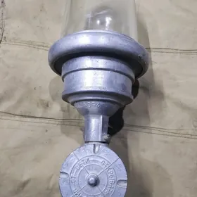 Светильник .