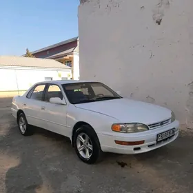 Toyota Camry 1993