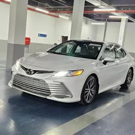 Toyota Camry 2023