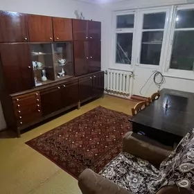 сатлык центральный 2 комнат