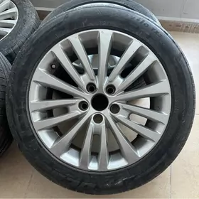 Diska pokriska bilen