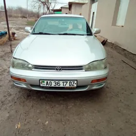Toyota Camry 1993