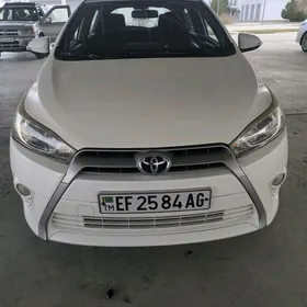 Toyota Yaris 2016