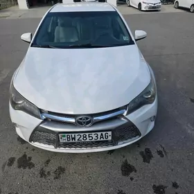 Toyota Camry 2015
