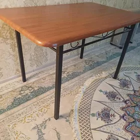 кухонный стол