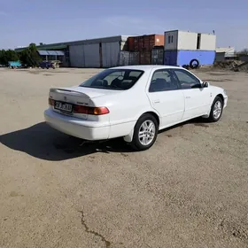 Toyota Camry 1998