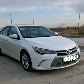 Toyota Camry 2016