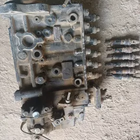 topliwnoy komatsu топливной