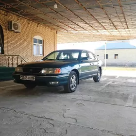 Toyota Avalon 1999