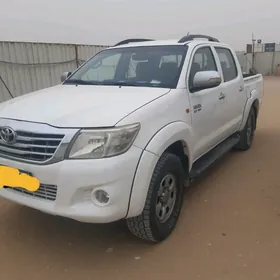 Toyota Hilux 2013