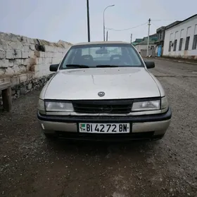 Opel Vectra 1989
