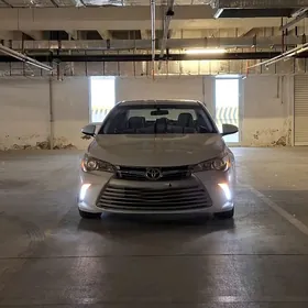 Toyota Camry 2016