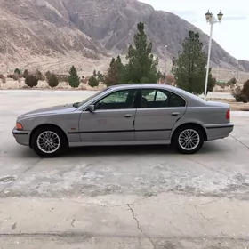 BMW E39 1998