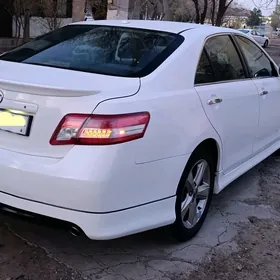 Toyota Camry 2010